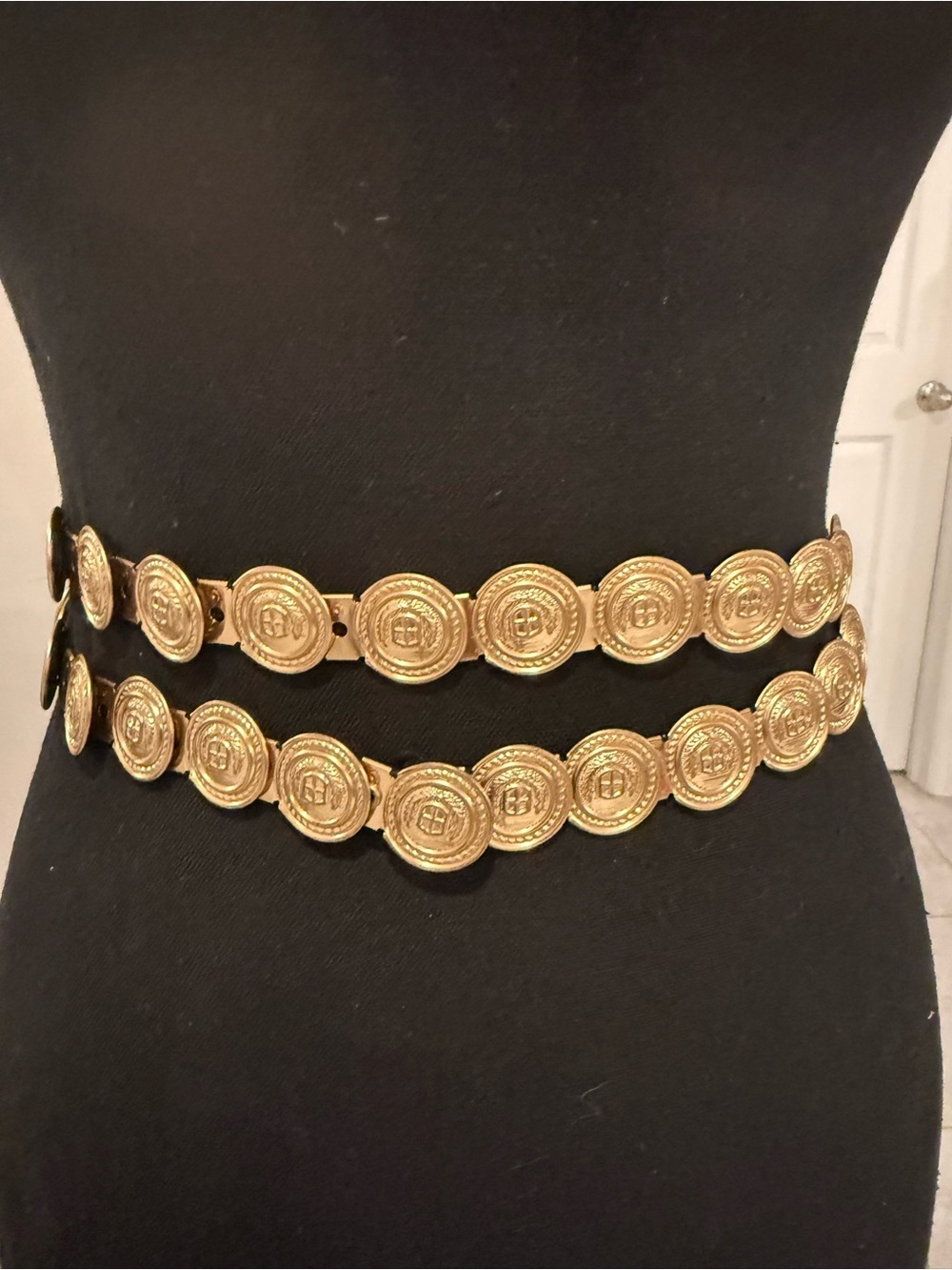 Double Strand Gold Coin-Link Waist Belt - Picture 2 of 7